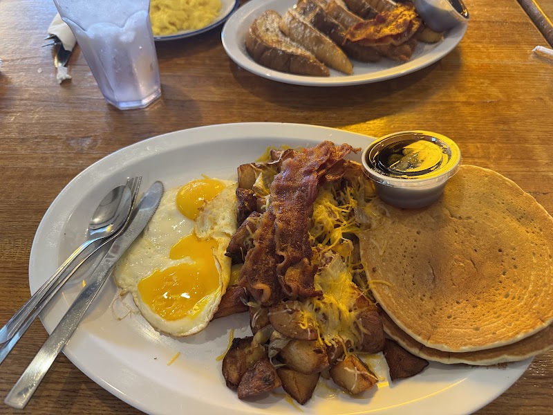 Beach Diner Fernandina Beach - photo 4