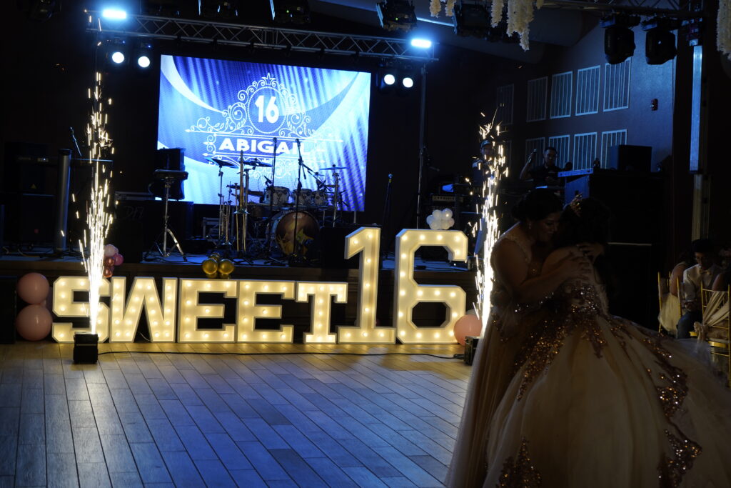 The Villa Coronado Venue - photo 5