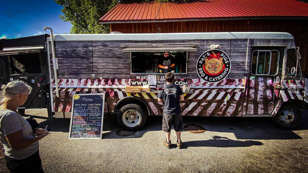 Pat's Pigs BBQ & Catering - Catering in Mendon, New York