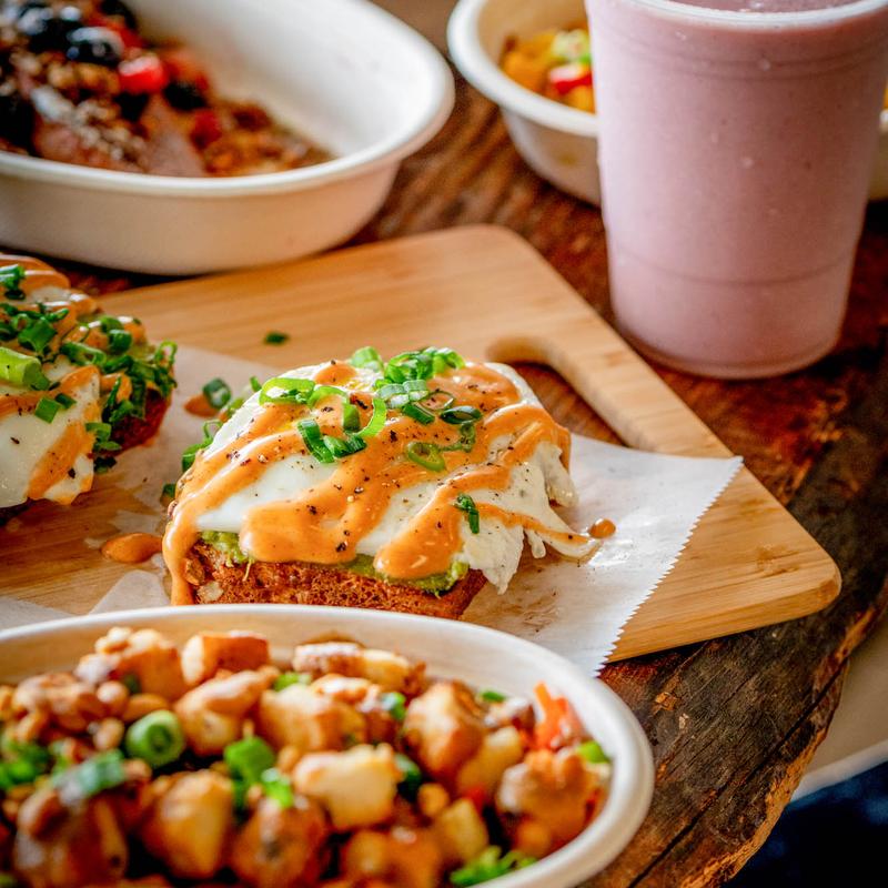 Troy's Fresh Kitchen & Juice Bar - photo 4