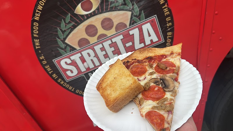 Street-Za Pizza - Catering in Milwaukee, Wisconsin