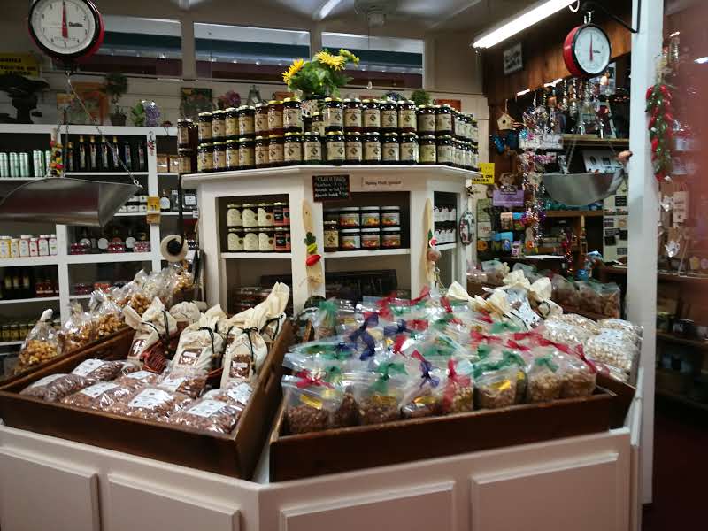 Merced Fruit Barn - photo 5