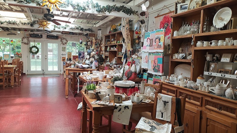 Merced Fruit Barn - photo 4