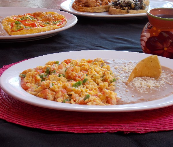 Piramides Mexican Restaurant - photo 4