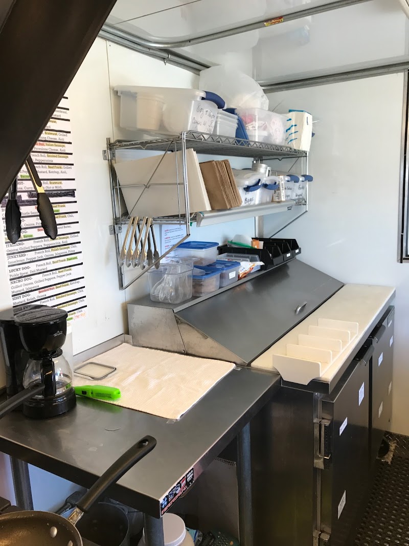 Roaming Dog Kitchen - photo 5