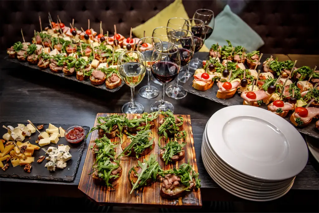 PAIRINGS EVENTS & CATERING - photo 2