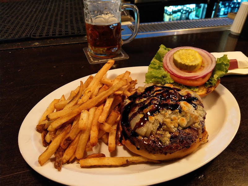 Redd's Biergarten - photo 2