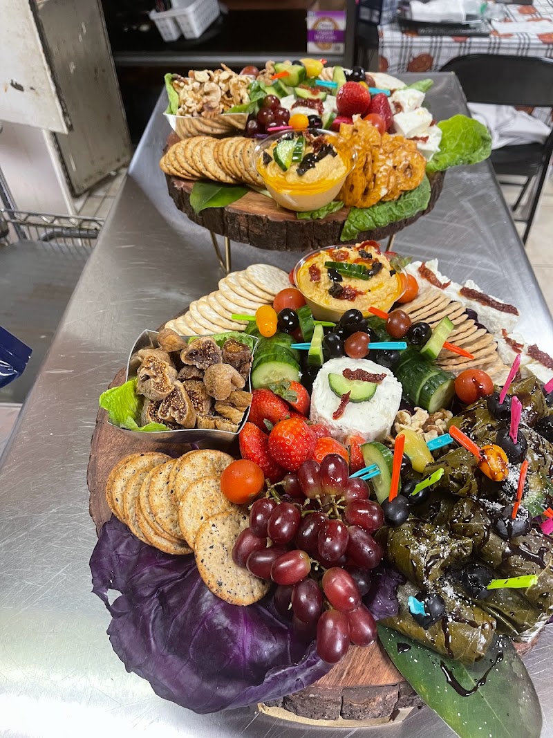 Park Ave VIP Catering - photo 3