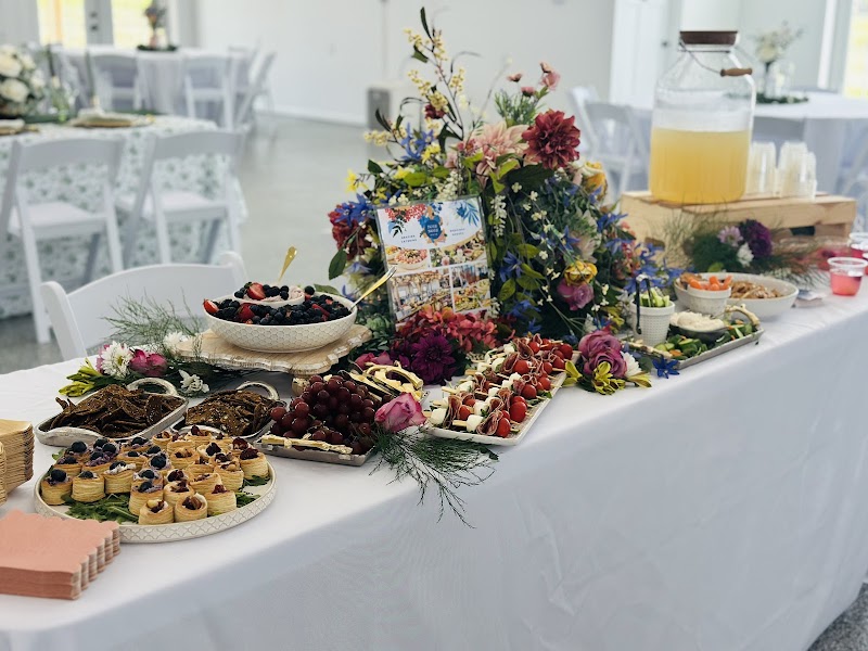 Posh Nosh Provisions & Pours - photo 3