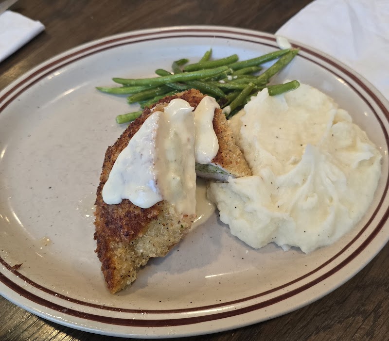 Pitkins Restaurant - photo 4