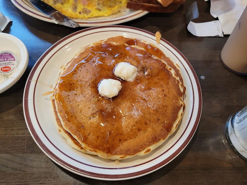 Pitkins Restaurant - photo 5