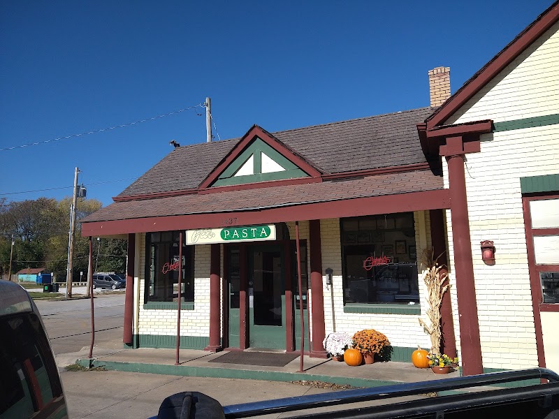 Ott's Pasta Carry Out - photo 2