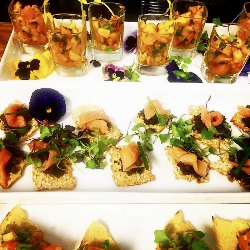 Paramount Fresh Catering Co. - photo 2