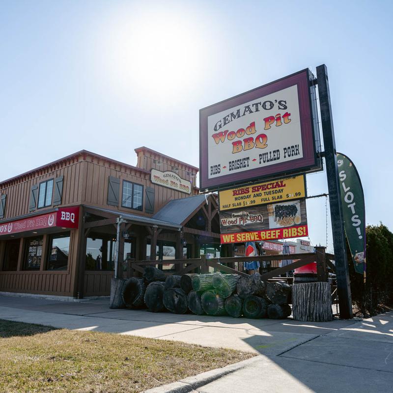 Gemato's Wood Pit BBQ - Catering in Worth, Illinois