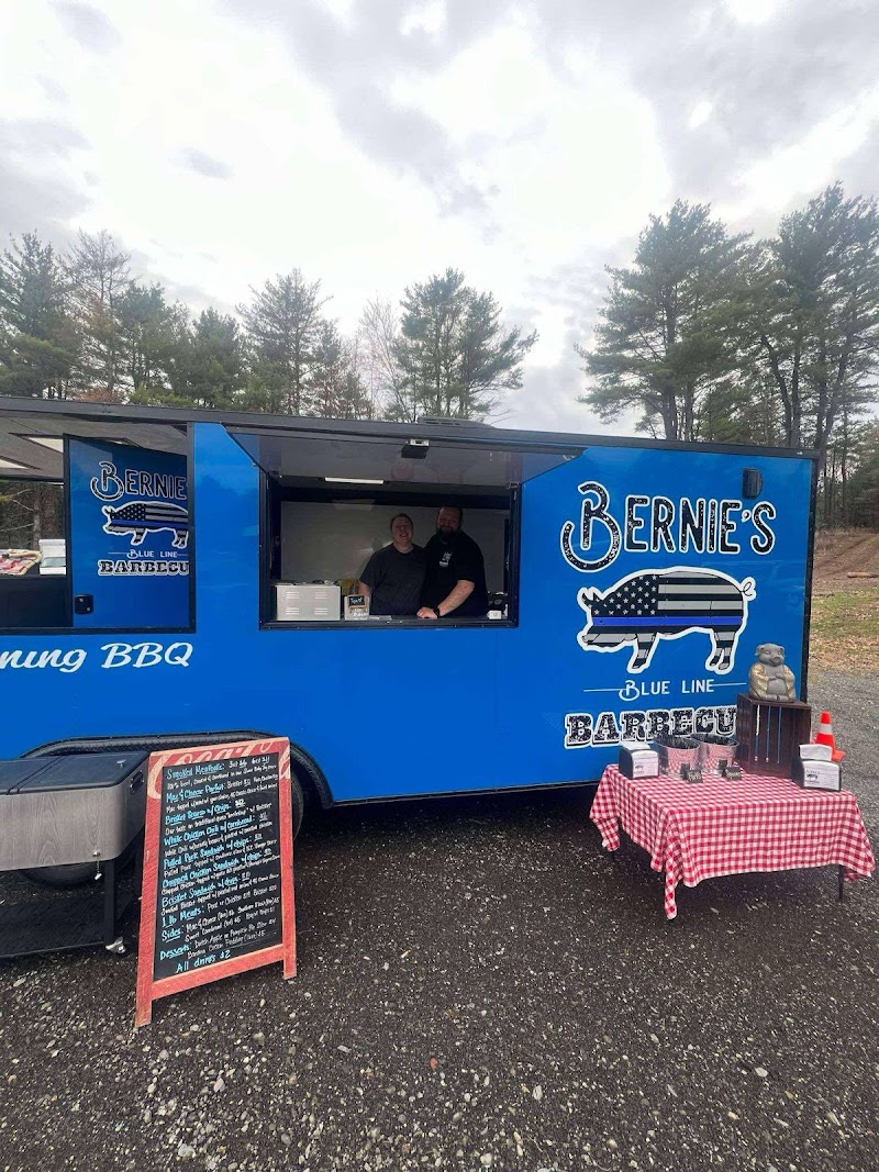 Bernie's Blue Line Barbecue - photo 3