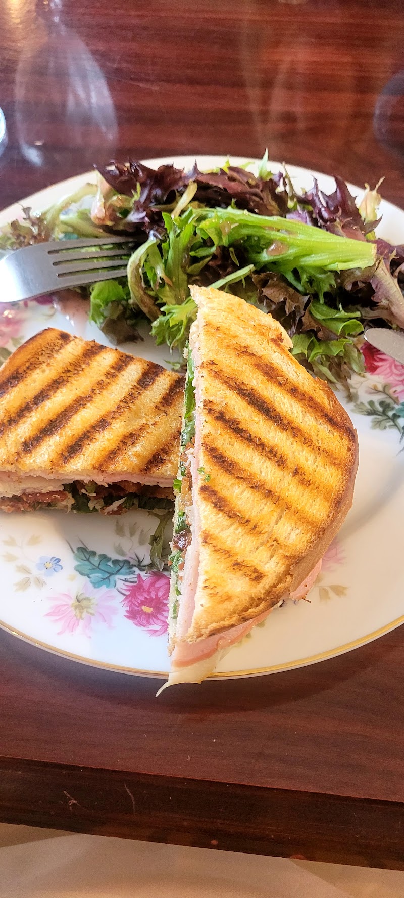Sassafras Lunch & Tea Room - photo 4