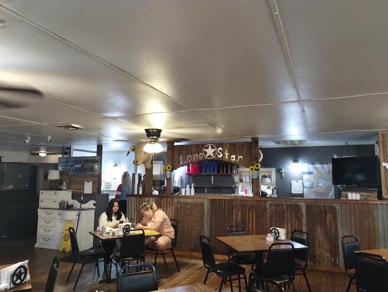 Lonestar Tavern and Steakhouse & Catering - photo 5