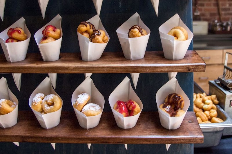 Hookt Doughnuts Catering - photo 5