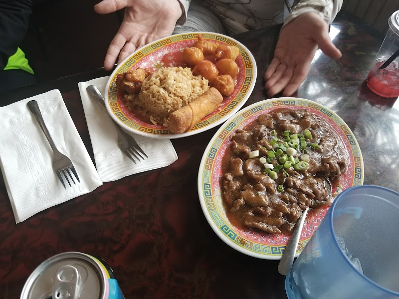 Lee's Restaurant - photo 2