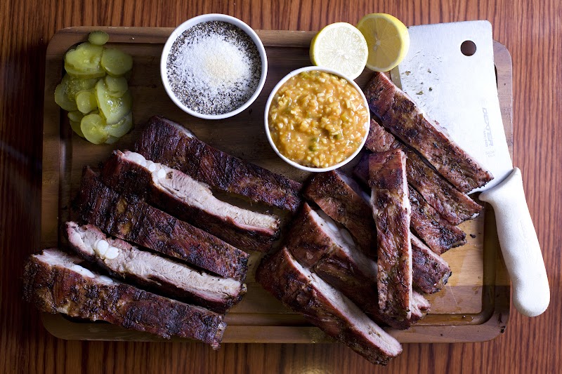 Full Moon Bar-B-Que - Catering in Montgomery, Alabama