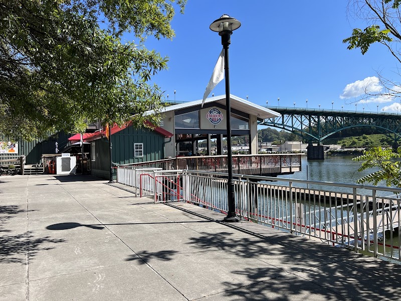Calhoun's On The River - photo 5