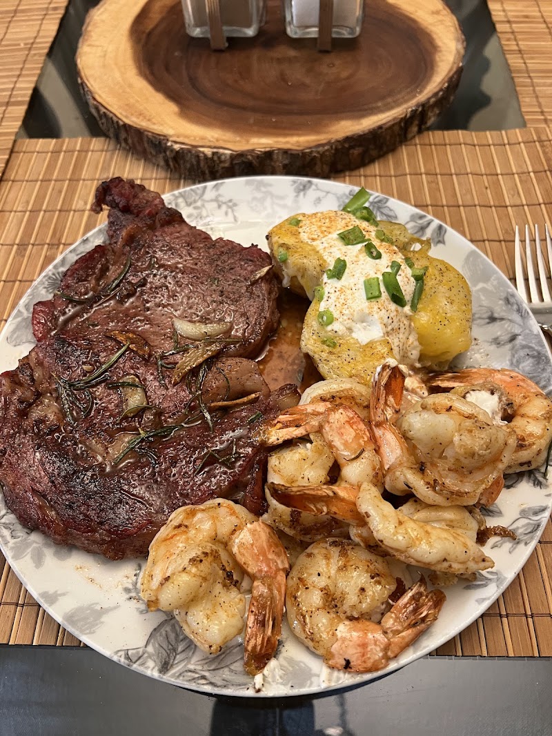 Smoke on the Water Catering LLC. - photo 3
