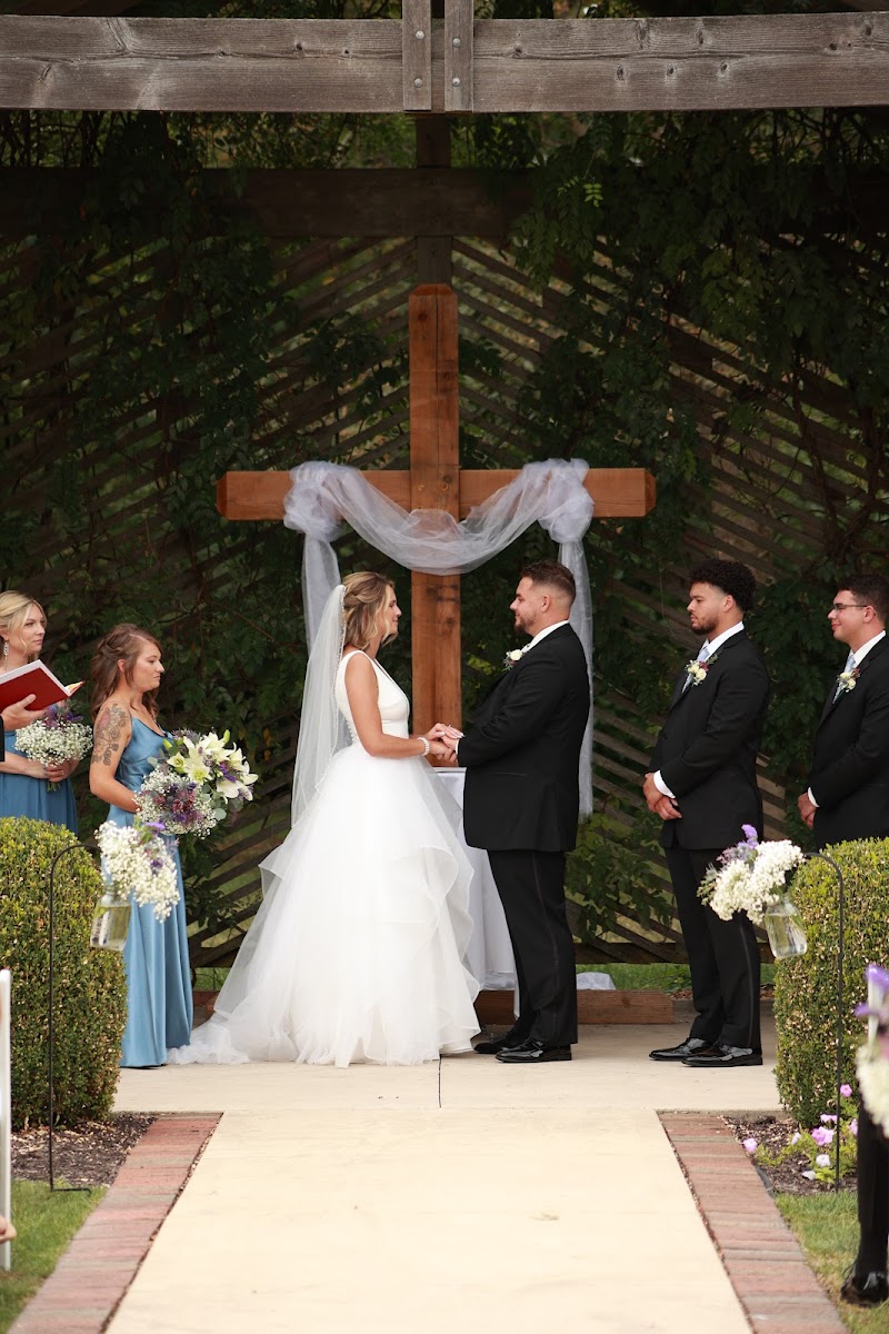 Goeglein's Catering - photo 5