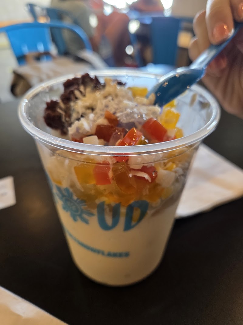 Snowflakes - Catering in Artesia, California