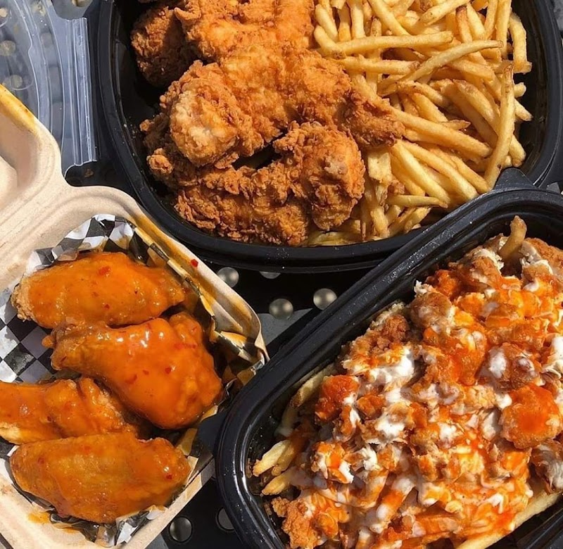Kiki's Food Truck - photo 2