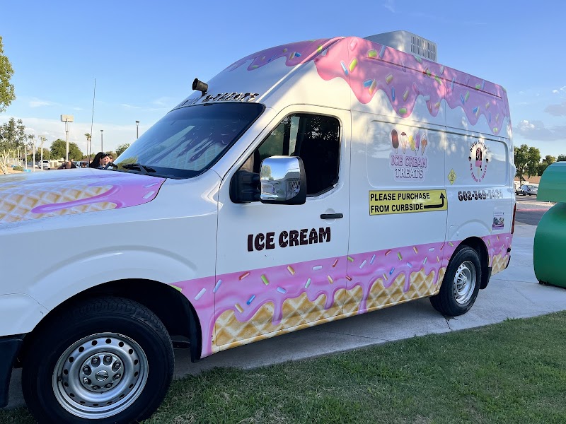 Nikki Sweets Ice Cream & Treats - photo 2