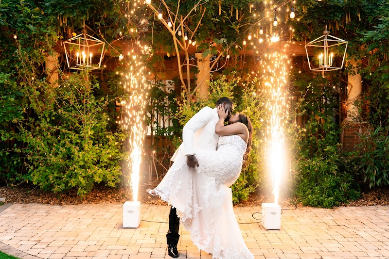 Chandelier Wedding & Event Venue - photo 3