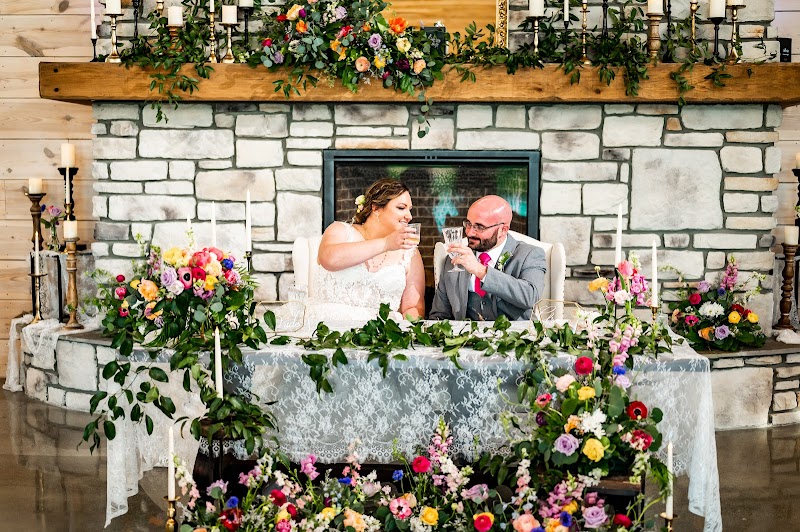LOVE IS IN THE AIR - photo 3
