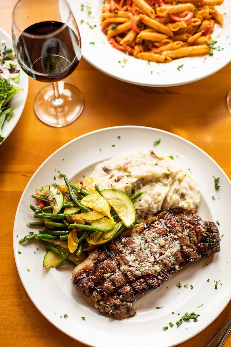 Hobbs Tavern & Brewing Company - Catering in West Ossipee, New Hampshire