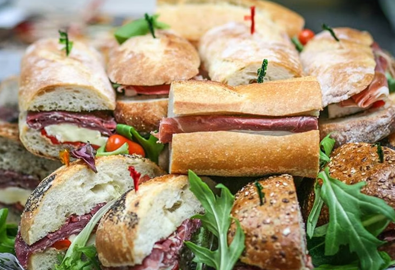 Bagel Market Deli & Grill - photo 5