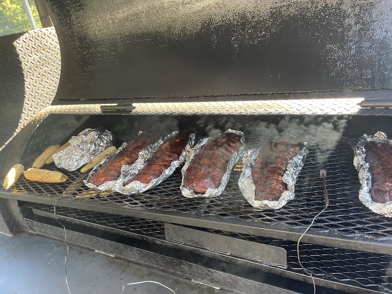 Simon's Mountain Top BBQ - photo 5