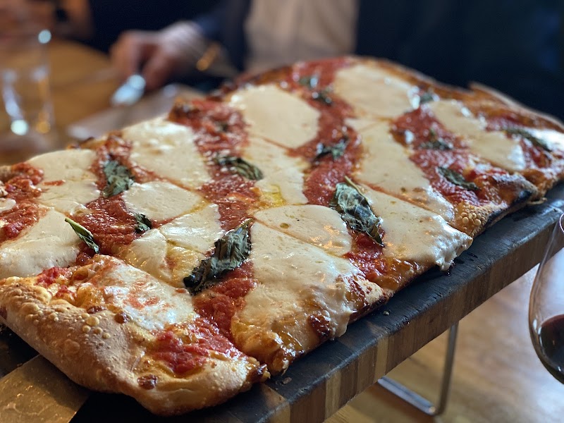 Amore Pizzeria & Italian Kitchen - photo 2