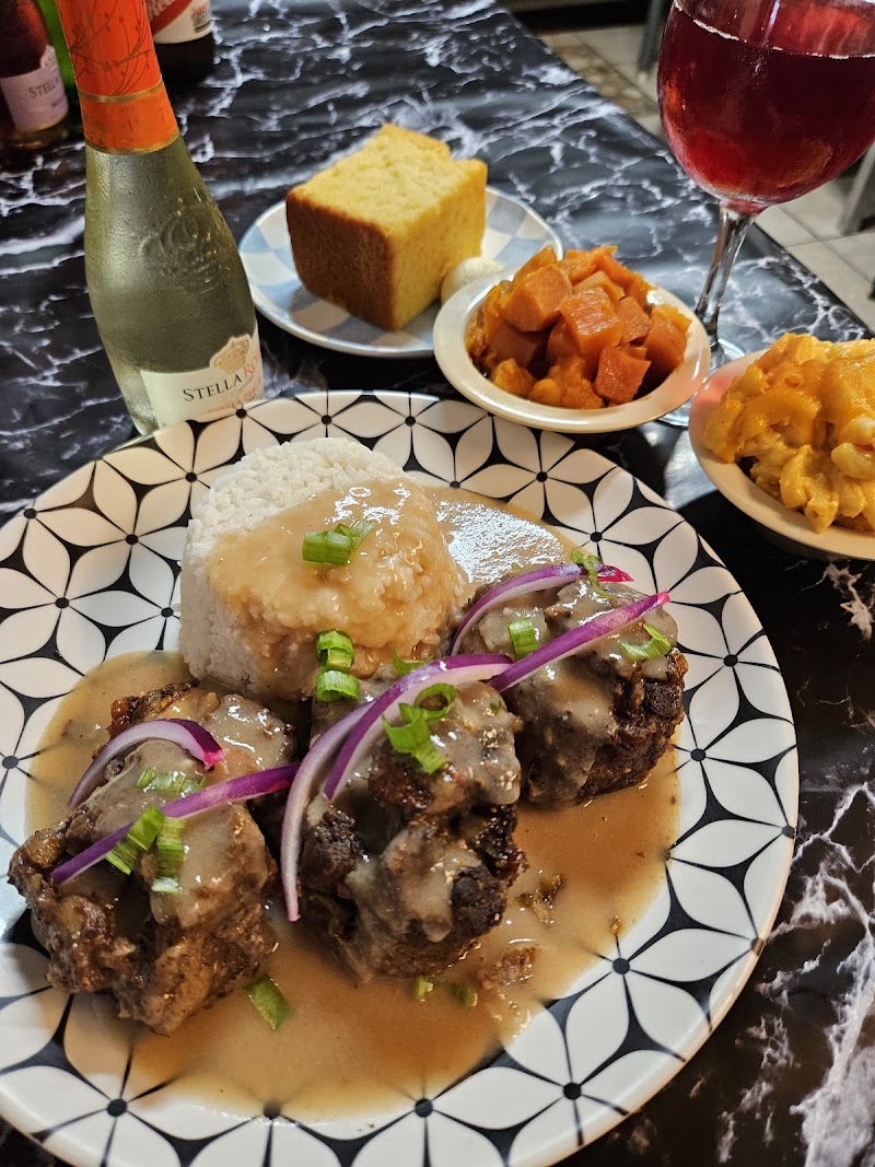 R&J Southern Homecooking - Catering in Downey, California