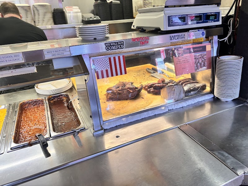 Mike Anderson's Barbeque House & Catering Company - photo 4