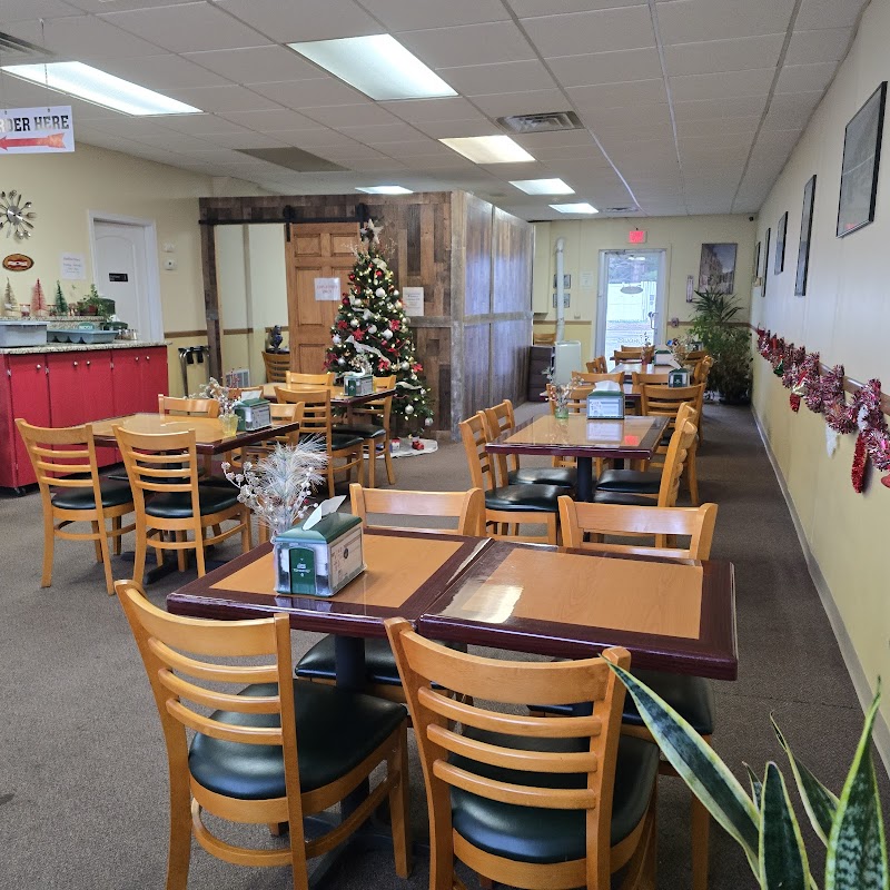 Basha's Lebanese Grill - photo 3