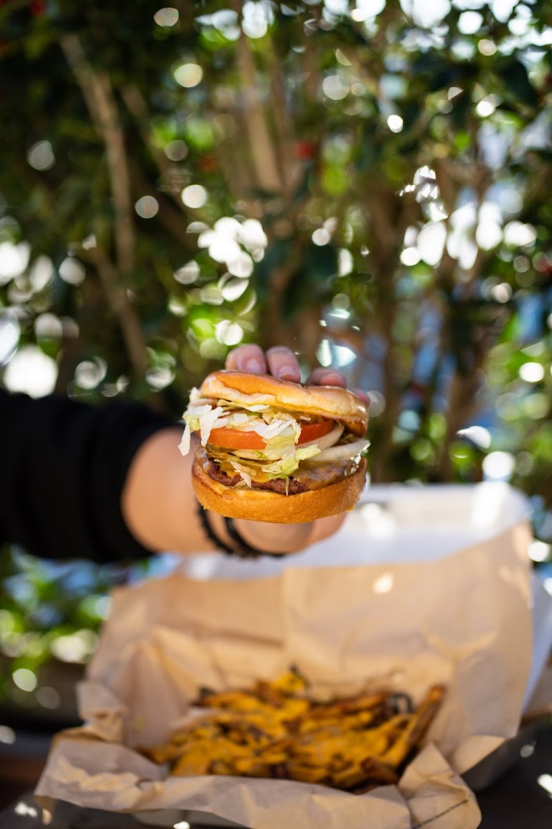 Big Deal Burger - photo 4
