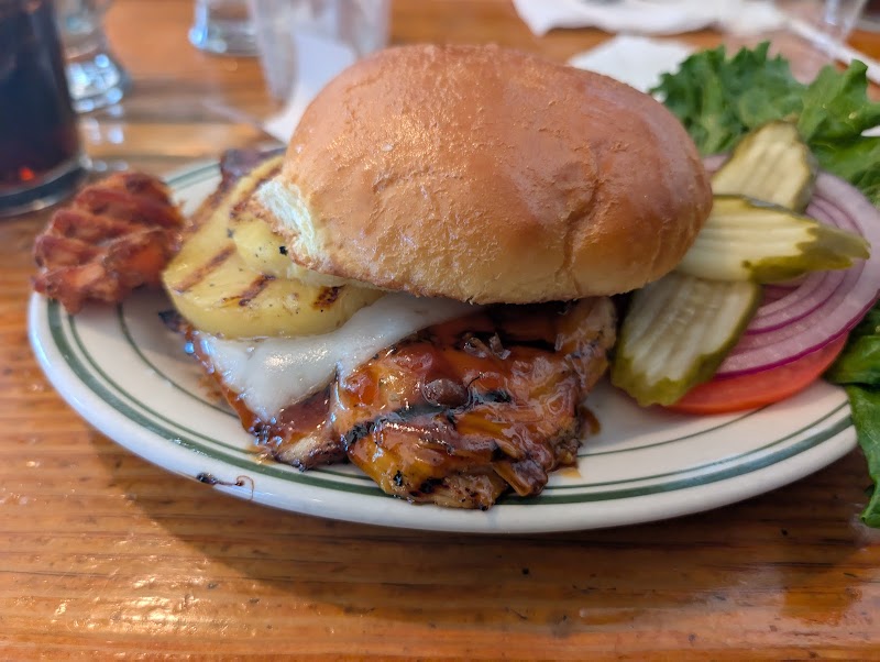 Smokey's Kitchen - photo 5