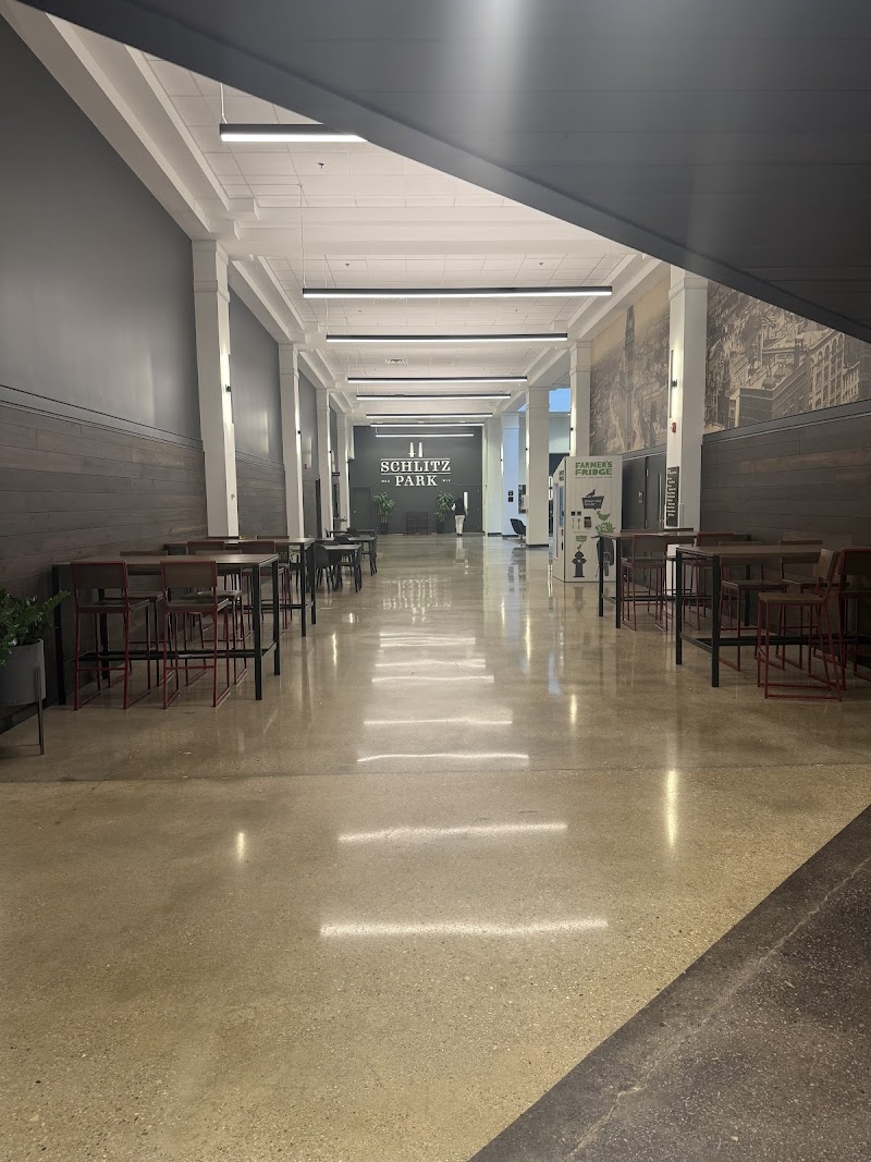 Brim Cafe & Catering at Schlitz Park - photo 4