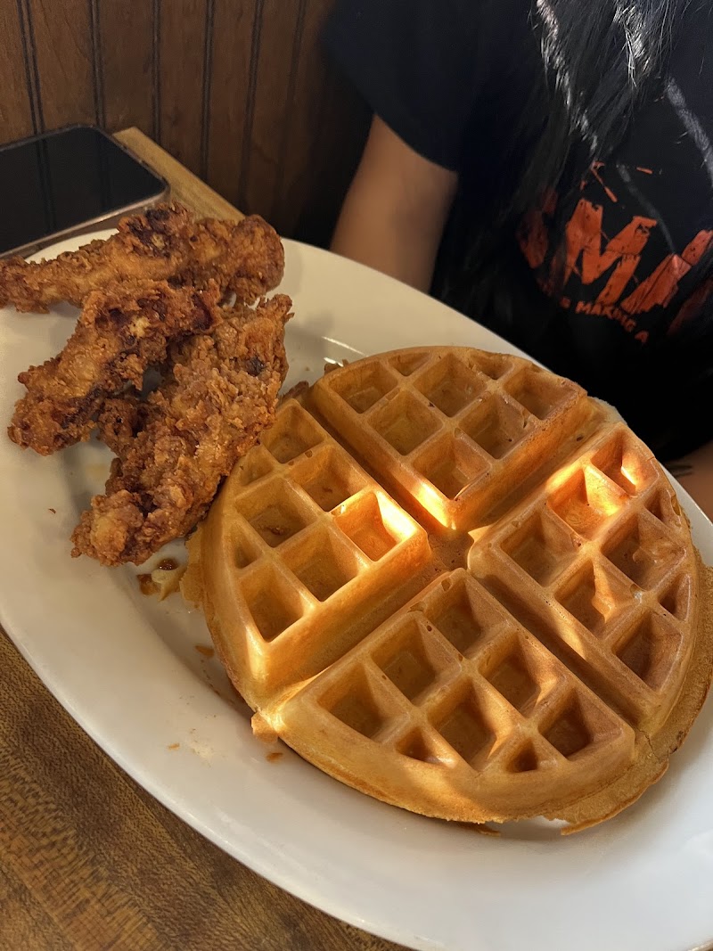 Lizard's Thicket Restaurant - photo 2