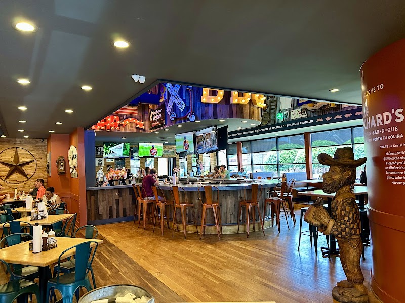 Little Richard’s Bar-N-Que - photo 5