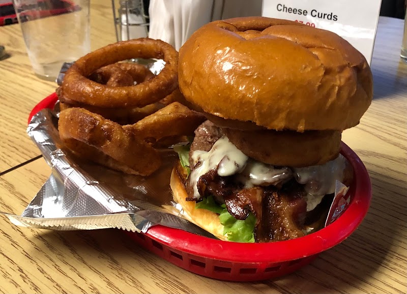Broken putter grille room - Catering in Pittsfield, Maine