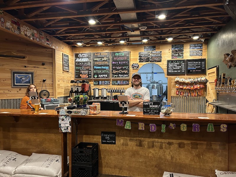 Gary's Brewery & Biergarten - photo 3