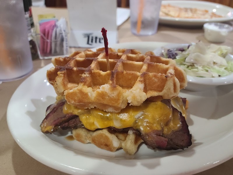 Crystal River Smokehouse & Grill - photo 3