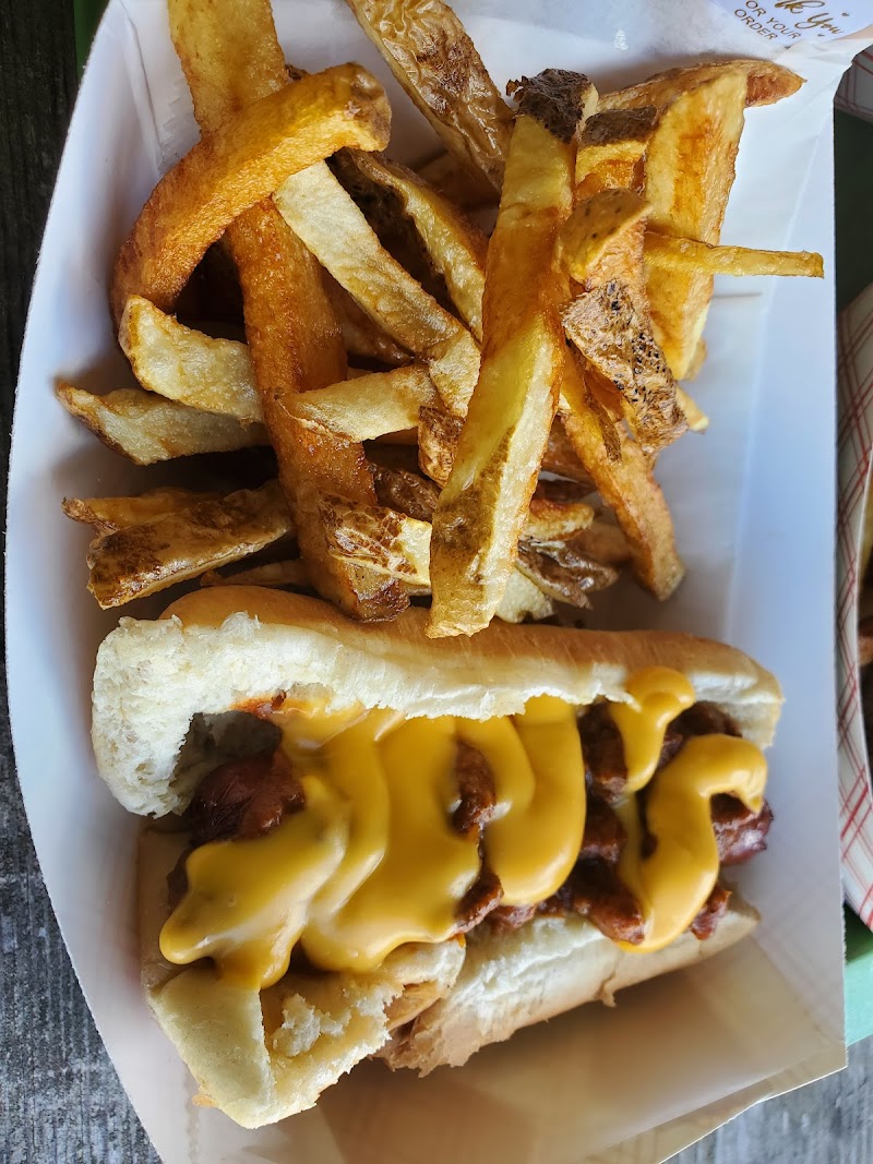 Little Sisters Big Rig & Catering - photo 5