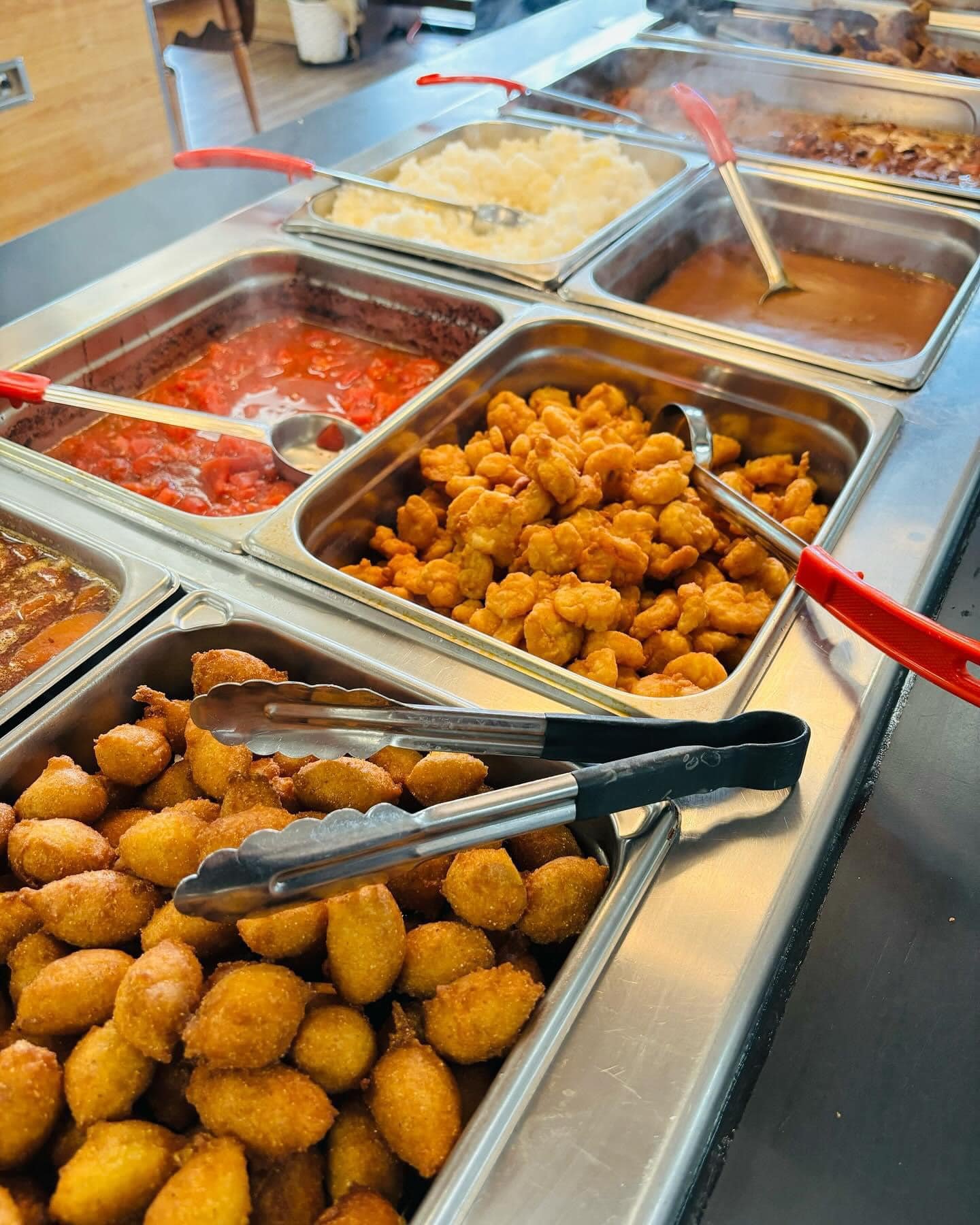 The Farm House Cafe & Bakery - Catering in Newton Grove, North Carolina