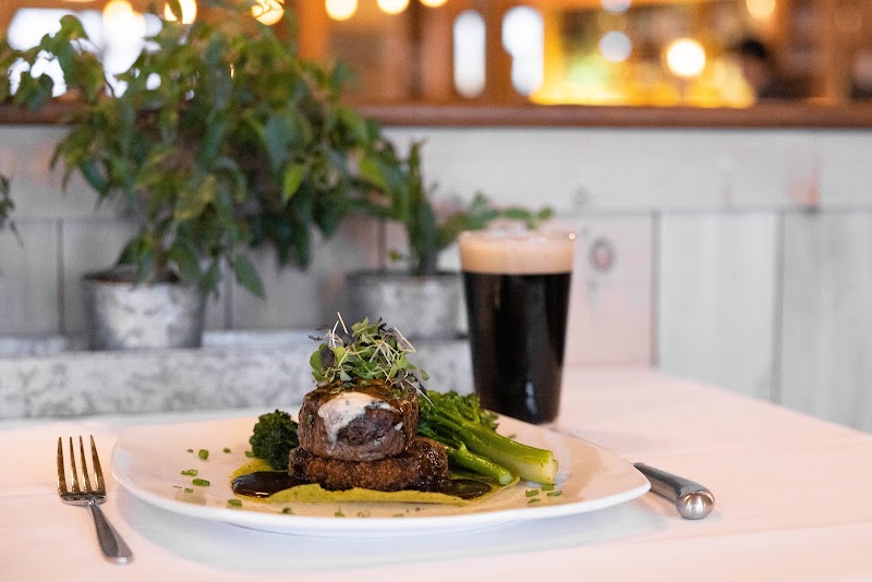 Rumble's Bistro & Bar - Catering in Warren, Vermont